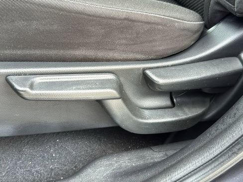 Used 2018 Honda HR-V LX image 20
