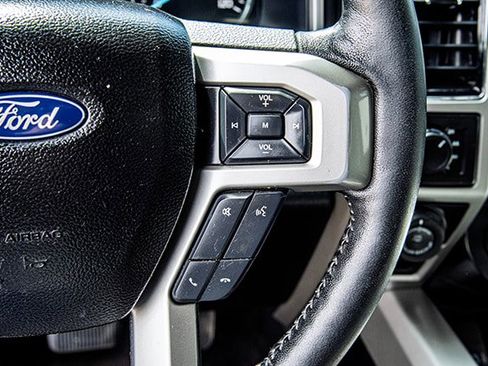 Used 2018 Ford F150 Lariat AWD/4WD image 10
