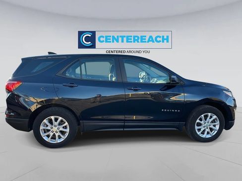 Used 2020 Chevrolet Equinox LS AWD/4WD image 4