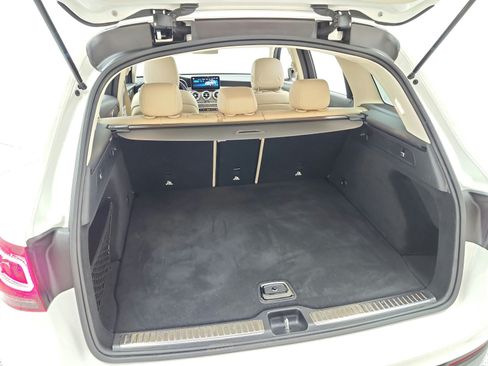 Used 2022 Mercedes-Benz GLC 300 image 21