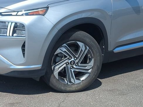 Used 2022 Hyundai Santa Fe SEL w/ Convenience Package FWD image 2