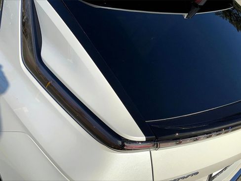 New 2025 Cadillac Lyriq Luxury image 15