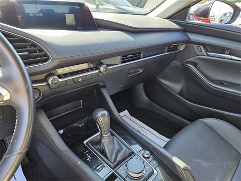 Used 2024 MAZDA MAZDA3 s image 19
