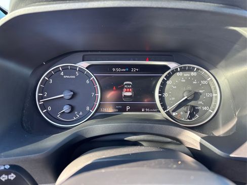 Certified 2025 Nissan Rogue SV image 22