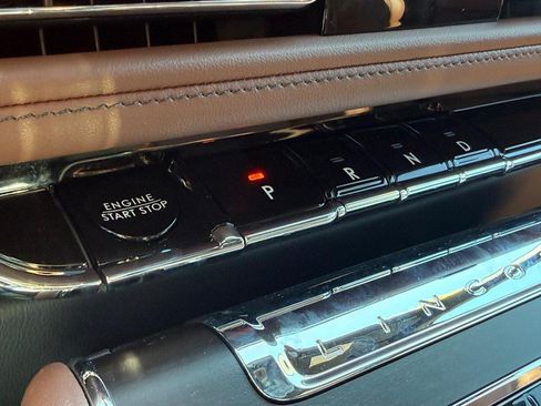 New 2026 Lincoln Aviator Reserve AWD/4WD image 15