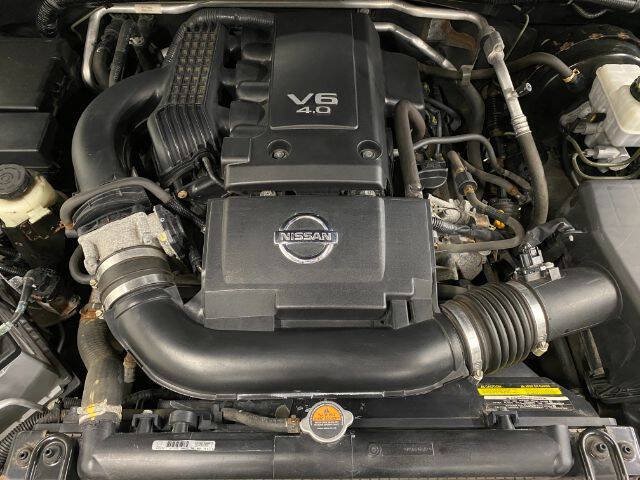 Used 2019 Nissan Frontier PRO-4X AWD/4WD image 9