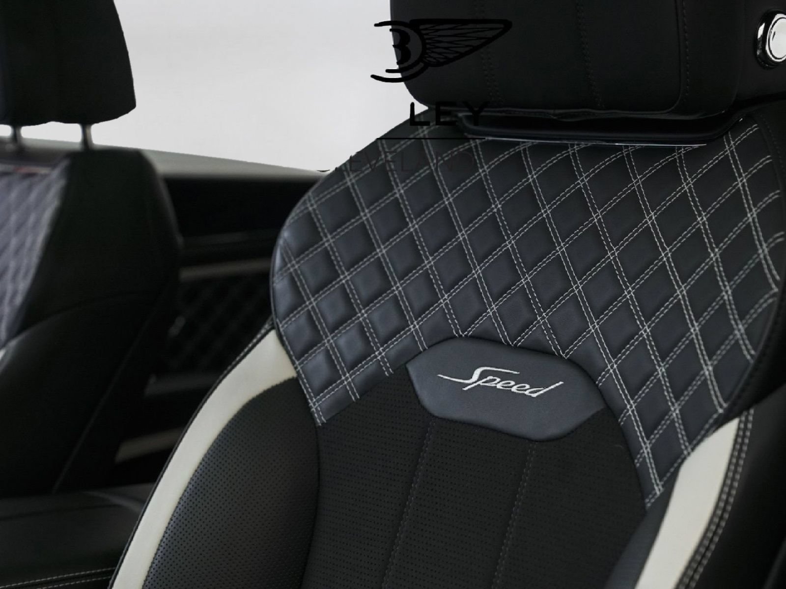 Used 2023 Bentley Bentayga Speed AWD/4WD image 12