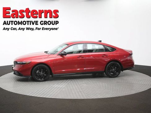 Used 2025 Honda Accord SE image 59