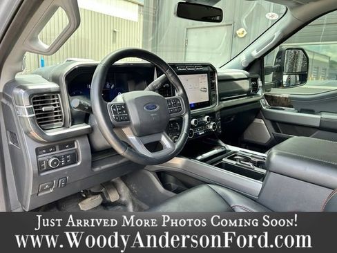 Used 2024 Ford F250 Lariat w/ Lariat Ultimate Package AWD/4WD image 8