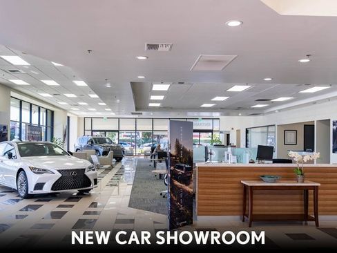 Certified 2022 Lexus NX 450h+ AWD image 34