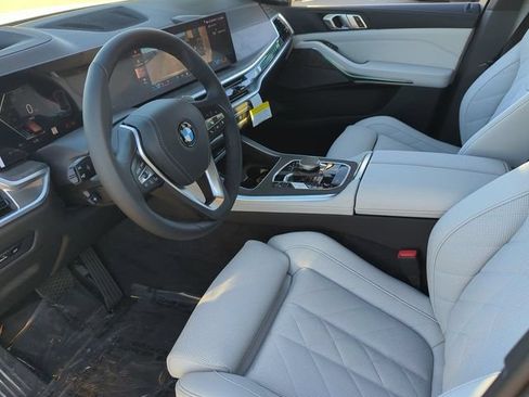 Used 2026 BMW X5 sDrive40i w/ Premium Package RWD image 16