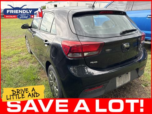Used 2019 Kia Rio S FWD image 4