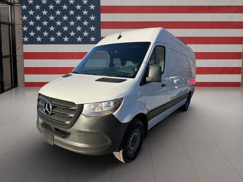 Used 2020 Mercedes-Benz Sprinter 2500 w/ Driver Convenience Package image 1