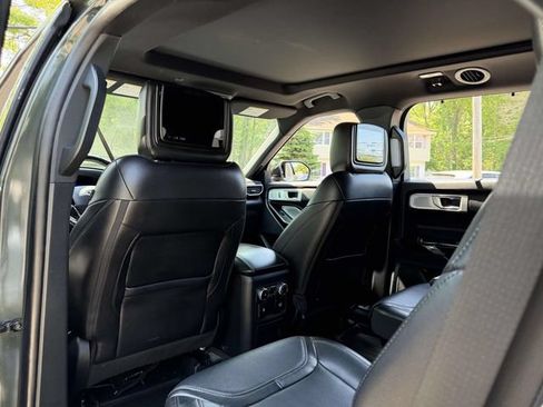 Used 2022 Ford Explorer ST w/ Equipment Group 401A AWD/4WD image 23