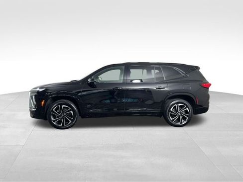 Used 2026 Buick Enclave Sport Touring w/ Power Package FWD image 2