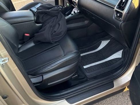 Used 2021 Kia Sorento S image 15