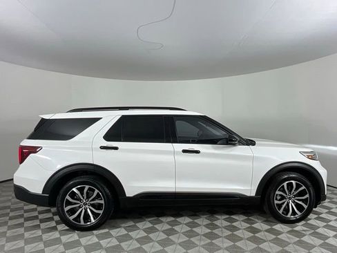 Used 2020 Ford Explorer ST w/ Premium Technology Package AWD/4WD image 4