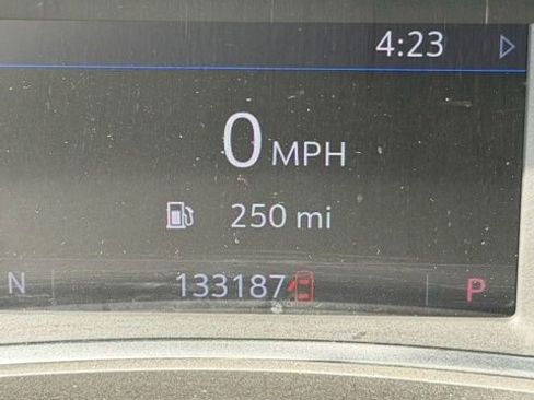 Used 2020 GMC Terrain SLT w/ Preferred Package FWD image 30