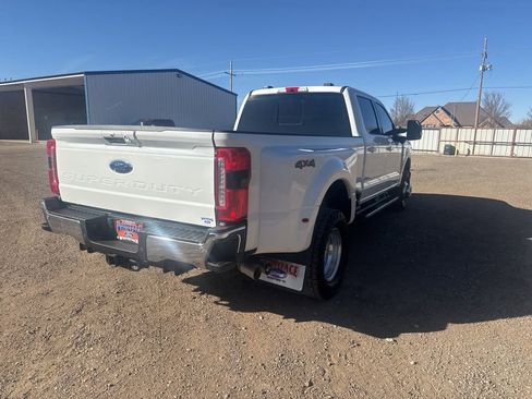 Used 2024 Ford F350 Lariat w/ FX4 Off-Road Package image 6