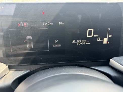 Used 2026 Nissan Kicks SV FWD image 30