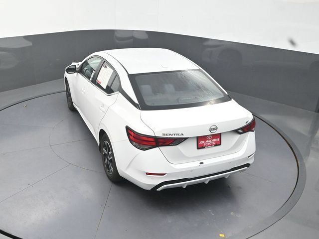 Used 2024 Nissan Sentra SV FWD image 27