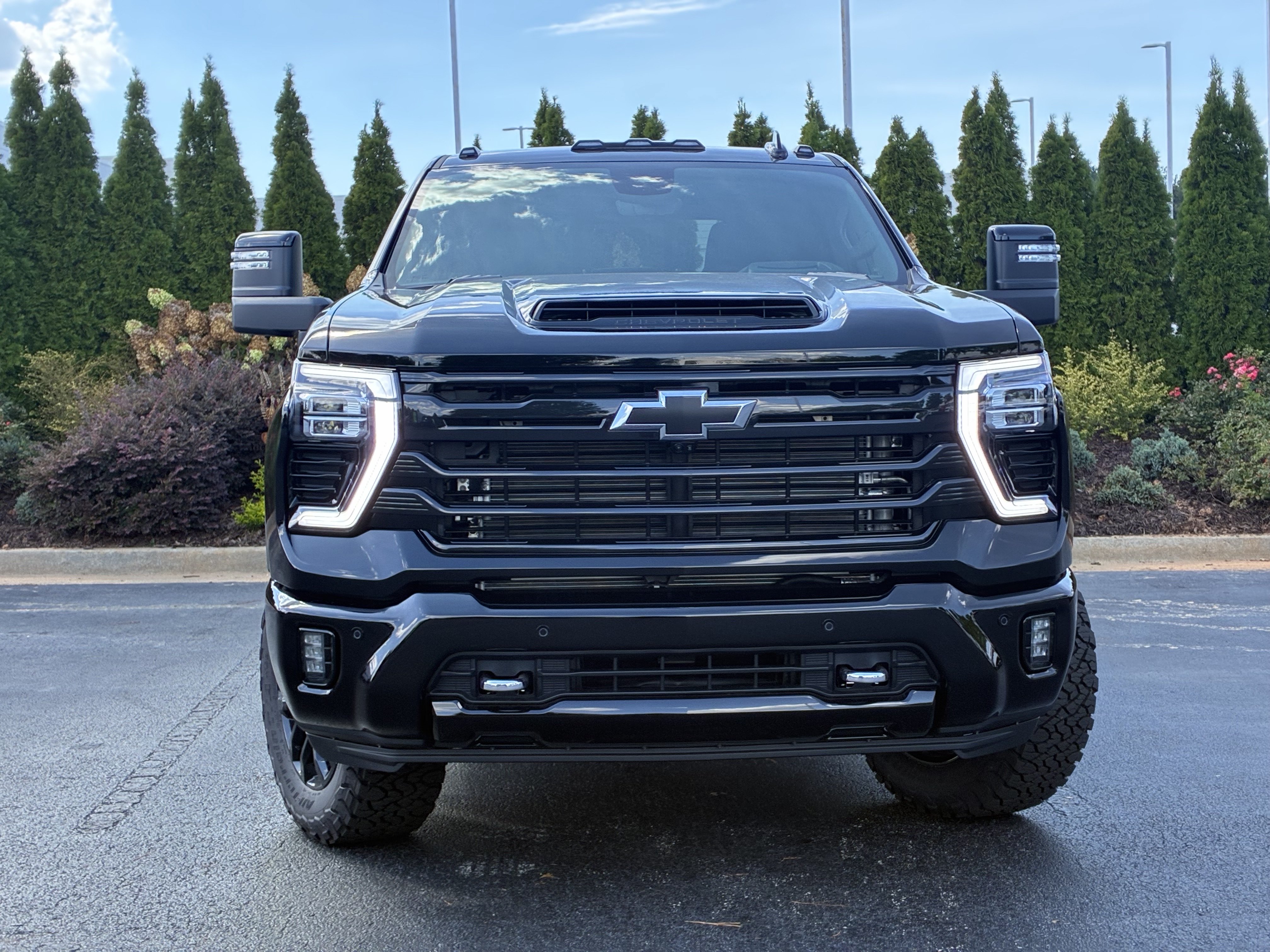 New 2026 Chevrolet Silverado 2500 High Country w/ Midnight Edition AWD/4WD image 5