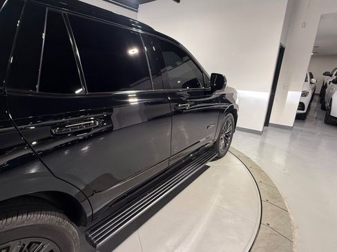 Used 2023 Cadillac Escalade V w/ LPO, ONYX Package AWD/4WD image 12
