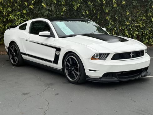 Used 2012 Ford Mustang Boss 302 w/ Boss 302 Accessory Pkg image 3