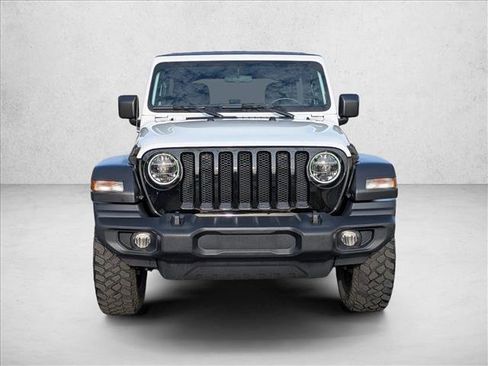 Used 2020 Jeep Wrangler Unlimited Sport image 2