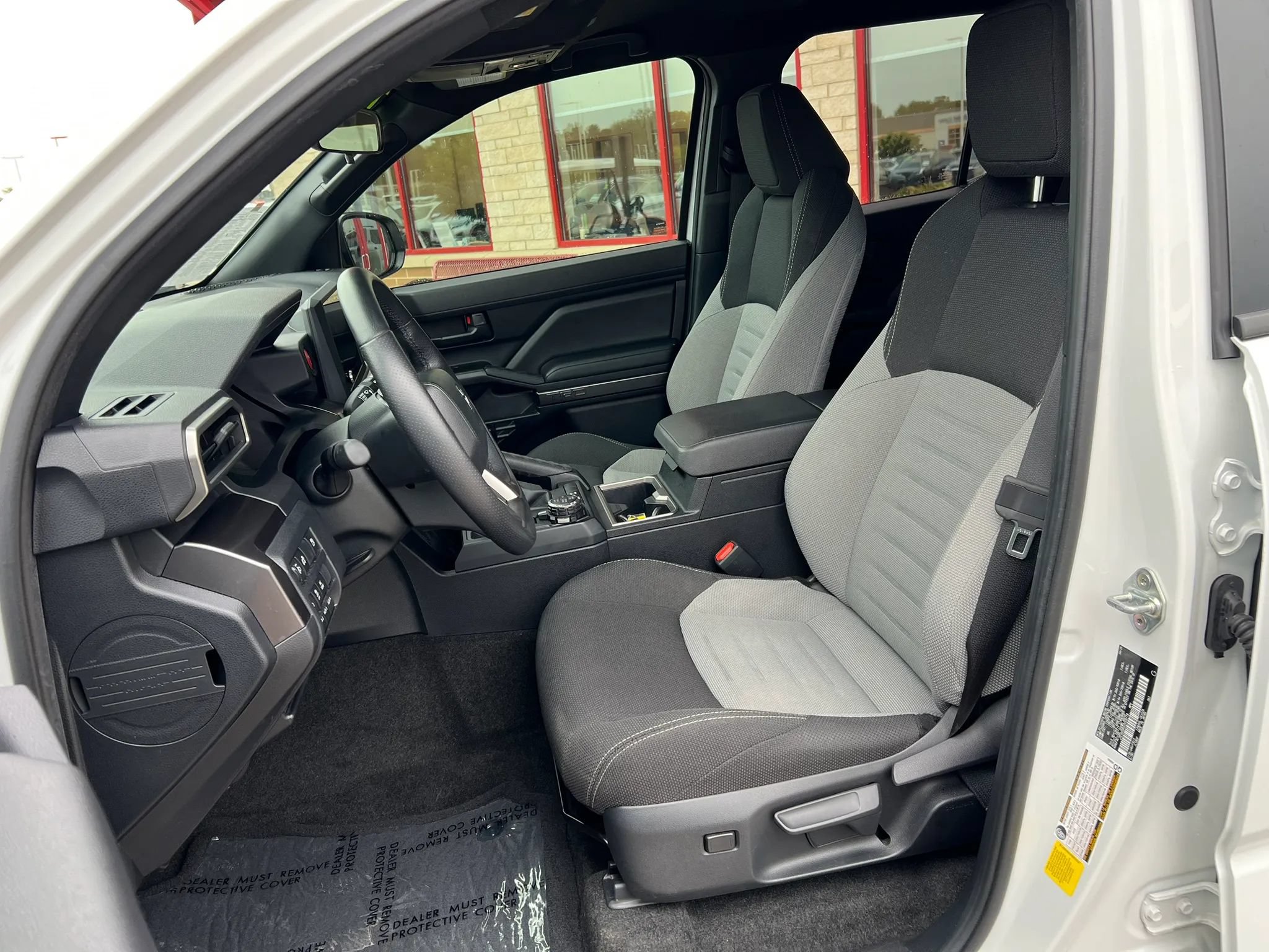 Used 2025 Toyota 4Runner TRD Off-Road AWD/4WD image 10
