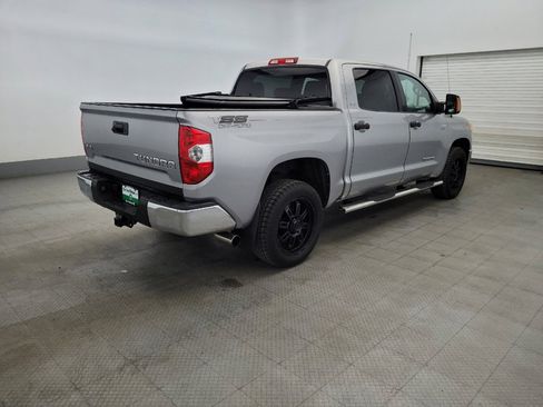 Used 2014 Toyota Tundra SR5 w/ SR5 Upgrade Package image 9