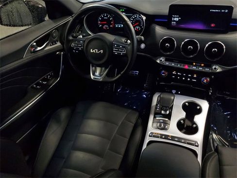 Used 2023 Kia Stinger GT2 image 16