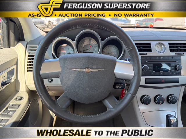 Used 2009 Chrysler Sebring Touring FWD image 10