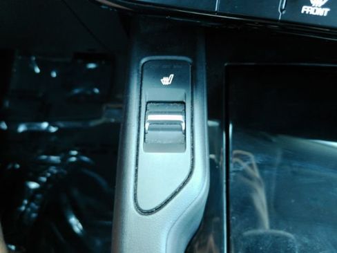Used 2025 Kia Telluride S AWD/4WD image 46
