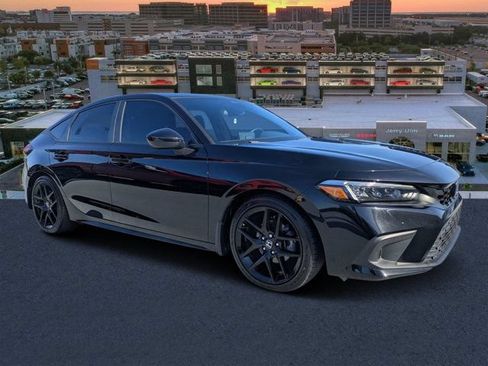 Used 2022 Honda Civic Sport image 1