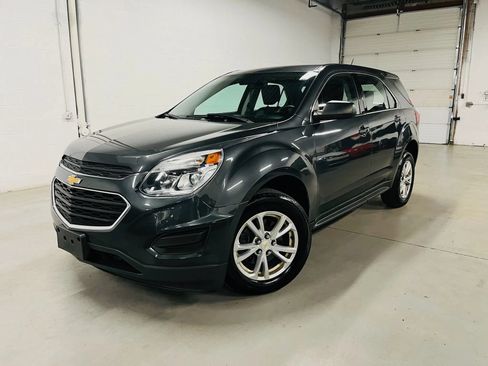 Used 2017 Chevrolet Equinox LS AWD/4WD image 1