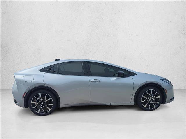 New 2027 Toyota Prius Plug-In Hybrid FWD image 4