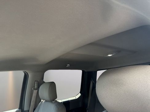 Used 2018 Ford F150 XLT w/ Equipment Group 302A Luxury AWD/4WD image 16