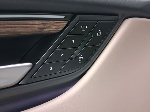 New 2026 Porsche Macan Electric image 11