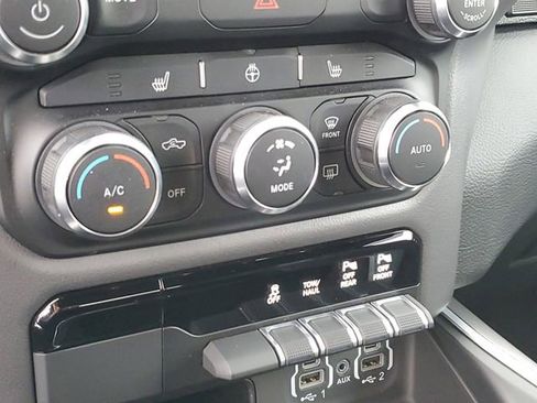 Used 2022 RAM 1500 Big Horn AWD/4WD image 23