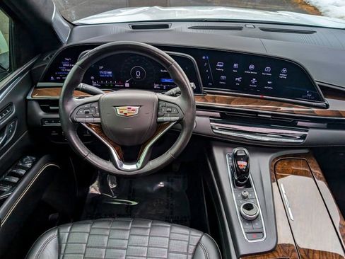 Used 2022 Cadillac Escalade ESV Sport Platinum w/ LPO, ONYX Package image 24