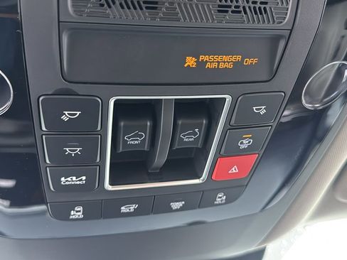 New 2026 Kia Carnival SX w/ SX Dark Edition Package image 32