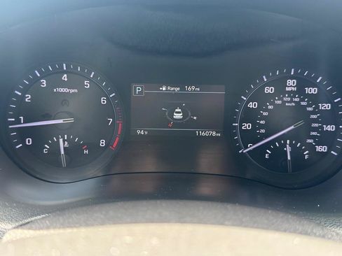 Used 2018 Genesis G80 3.8 RWD image 25