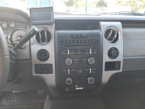 Used 2010 Ford F150 XLT image 21