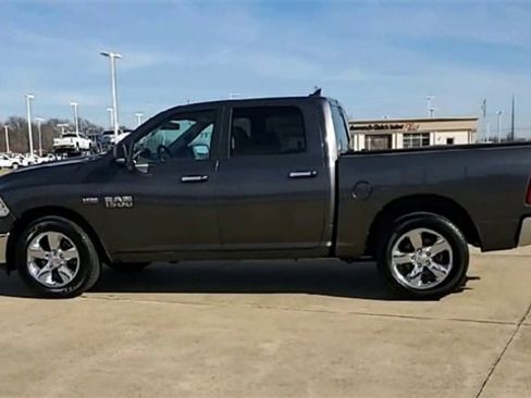 Used 2018 RAM 1500 Big Horn image 6