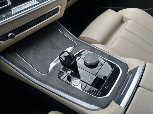 Used 2021 BMW X5 sDrive40i w/ Premium Package RWD image 23