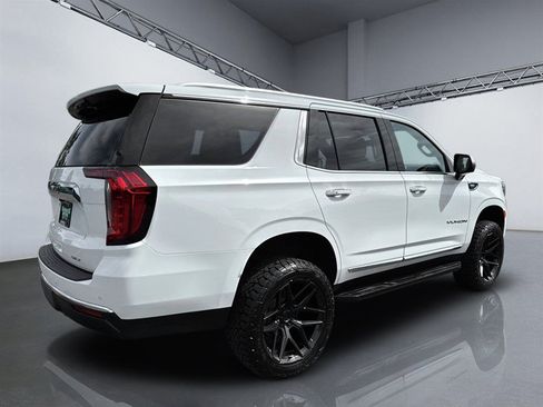 Used 2021 GMC Yukon SLT w/ SLT Luxury Plus Package AWD/4WD image 7
