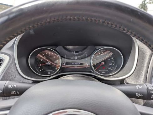 Used 2020 Jeep Compass Latitude AWD/4WD image 28