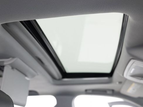 Used 2016 GMC Yukon Denali w/ Open Road Package image 38