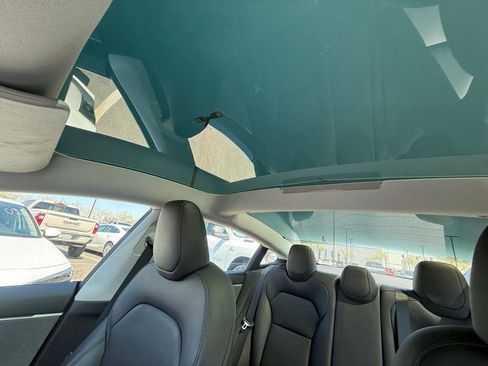 Used 2025 Tesla Model 3 Long Range RWD image 17